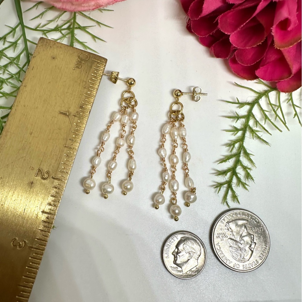 NEW⚜️Freshwater Pearl Chandelier Earrings - Picture 3 of 5